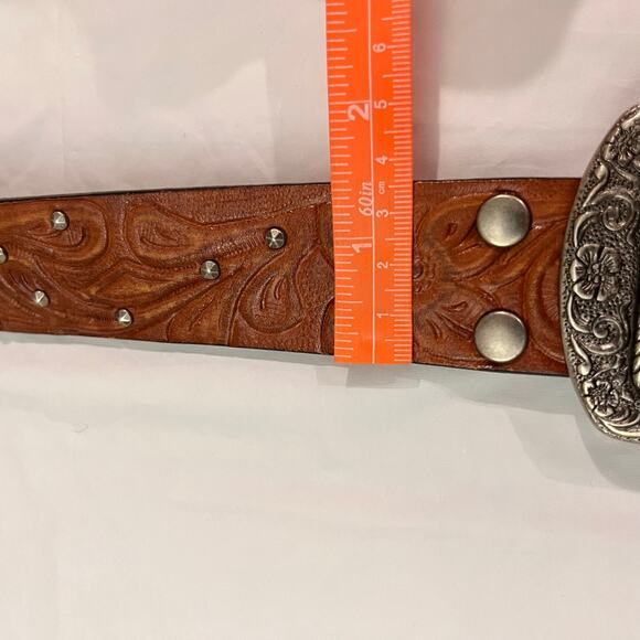 Fossil Belt Size S Brown Genuine  Leather Tooled Studded Western Boho Buckle - Picture 7 of 15